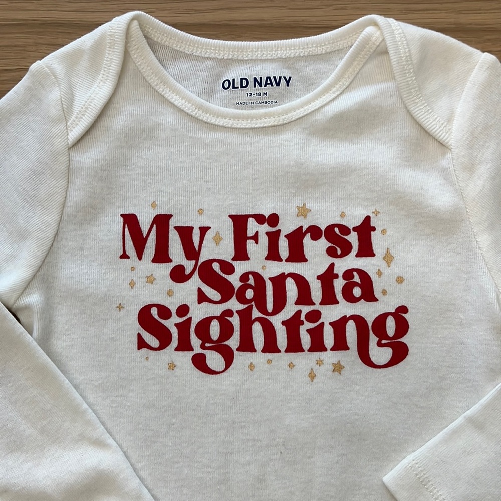 Old Navy, baby First Santa Sighting, long sleeve onesie, Christmas, 12-18 months
